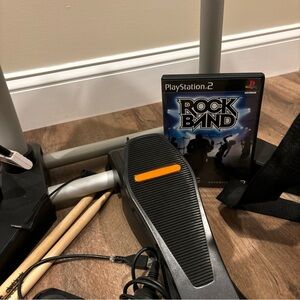 PlayStation 2 rock band game and instrument kit
